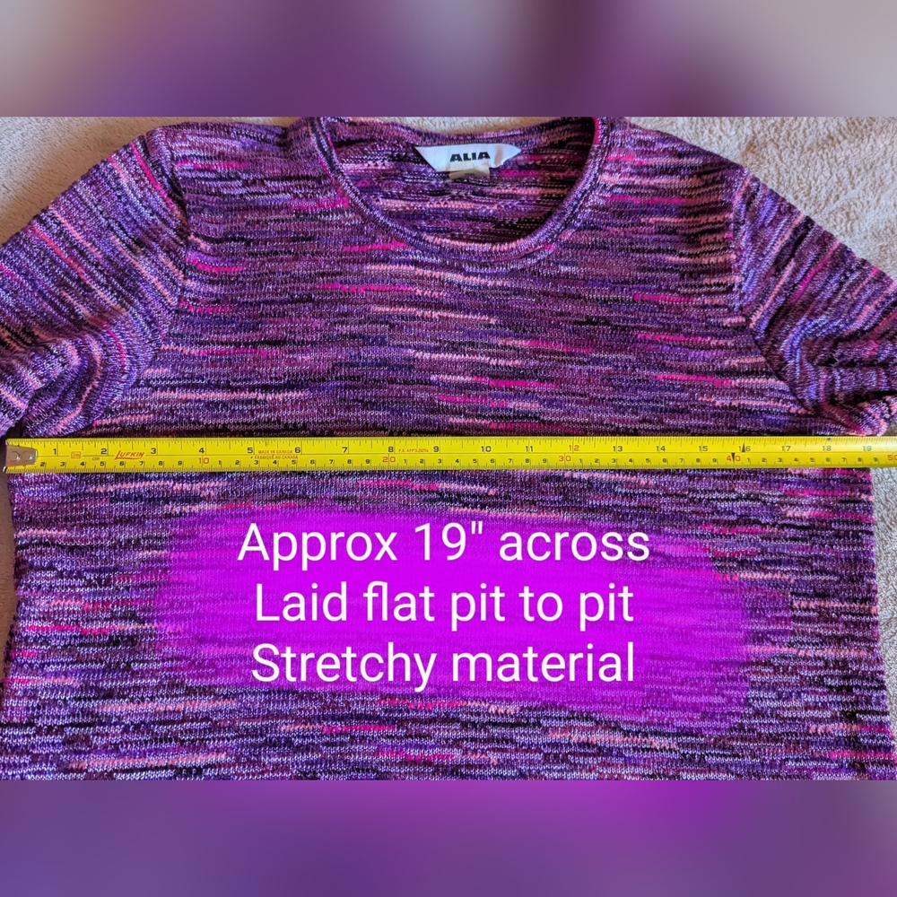 Alia size Med ladies EUC 3/4 Sleeve pullover, purple, pink knitted style pattern - Picture 8 of 11